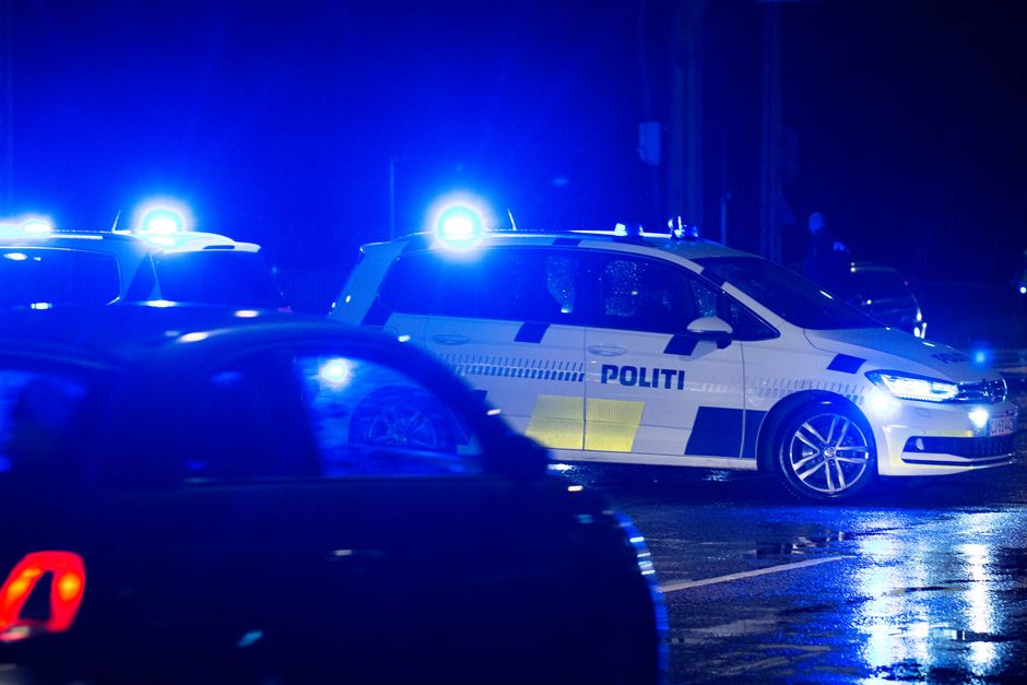 Østjyllands Politi havde for tredje lørdag i træk travlt med blokken, da man lørdag præsenterede cirka 100 bilister for i alt 153 sigtelser i løbet af to timer. Foto: Thomas Borberg
