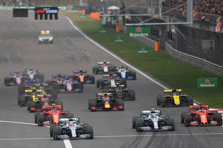 Der var planlagt et Formel 1-grandprix i Kina i april næste år, men det bliver ikke til noget alligevel.