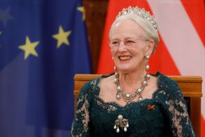 Dronning Margrethe har besluttet, at prins Joachims efterkommere fremover alene kan benytte deres titler som grever og komptesser.