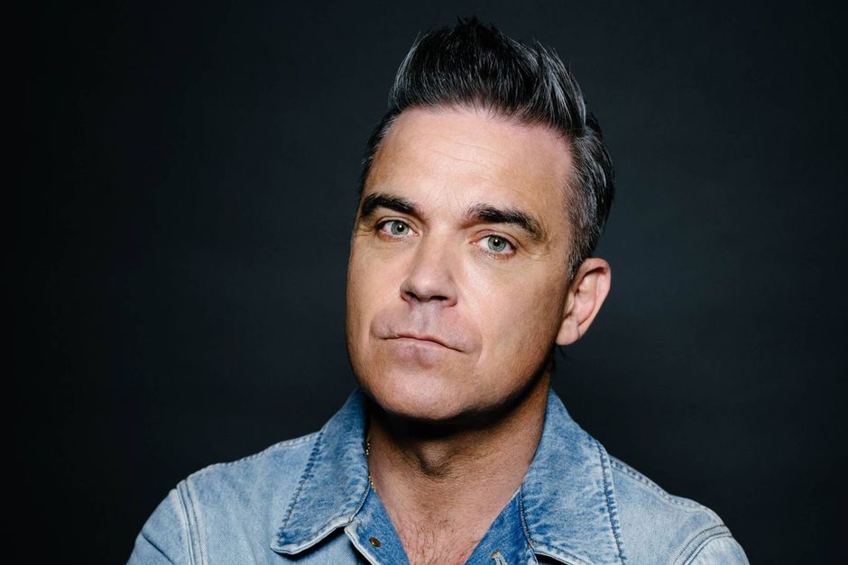 Robbie Williams fejrer sit 25-års jubilæum som soloartist med nyt album, danske koncerter og et eksklusivt interview i Jyllands-Posten.