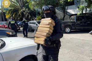1,6 ton kokain har Mexico Citys politi opsnappet. Det er politiets største fund nogensinde i hovedstaden.