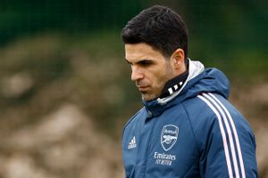 Mikel Arteta prioriterer Europa League lige så højt som Premier League før sæsonafgørelsen.
