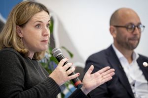 Ulige global vaccinefordeling får fattigdommen i de fattigste lande til at stige, vurderer Unicef.