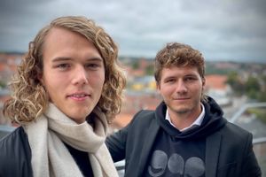 Magnus og Tobias Ejlskov har grundlagt virksomheden ejlskov.design, der primært laver hjemmesider for virksomheder. Men det er lige med at finde balancen, når man både er brødre og samarbejdspartnere.