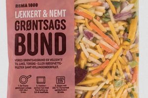 Grøntsagsposen "Rema 1000 Lækkert og Nemt Grøntsagsbund" tilbagekaldes efter fund af hård plast i to poser.