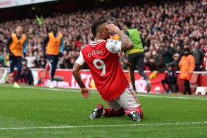 Rasmus Nissen Kristensen scorede for anden kamp i træk, men kunne ikke forhindre en sikker Arsenal-sejr.