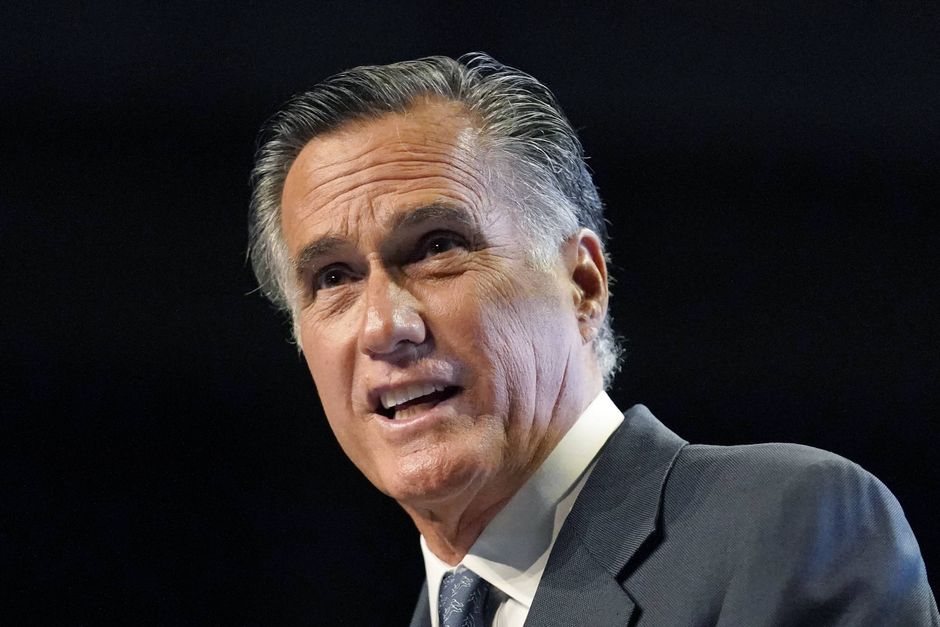 Den amerikanske republikaner Susan Collins udrykker vrede over republikaners buh-råb af Mitt Romney. 