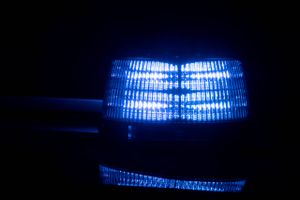 Politiet har natten til lørdag efterforsket overfald i Aalborg. En mistænkt opfordres til at melde sig.