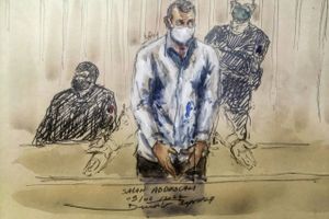 Den 32-årige Salah Abdeslam sendte kolde gys gennem retssalen, da han som den eneste overlevende gerningsmand forsvarede Islamisk Stats massakre på 130 uskyldige i Paris den 13. november 2015.