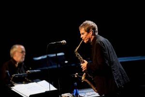 Aarhus Jazz Festival har i år et større fokus på verdensmusik. Et af årets hovednavne er David Sanborn, her på sax og i selskab med Bob James på piano. Arkivfoto: Gorm Branderup/Polfoto