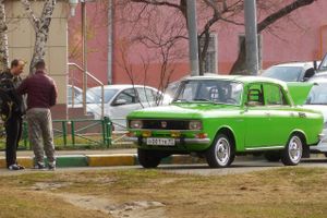 Efter to årtier i graven genopliver Rusland nu produktionen af ​​bilmærket Moskvitch på en tidligere Renault-fabrik i nærheden af ​​Moskva.