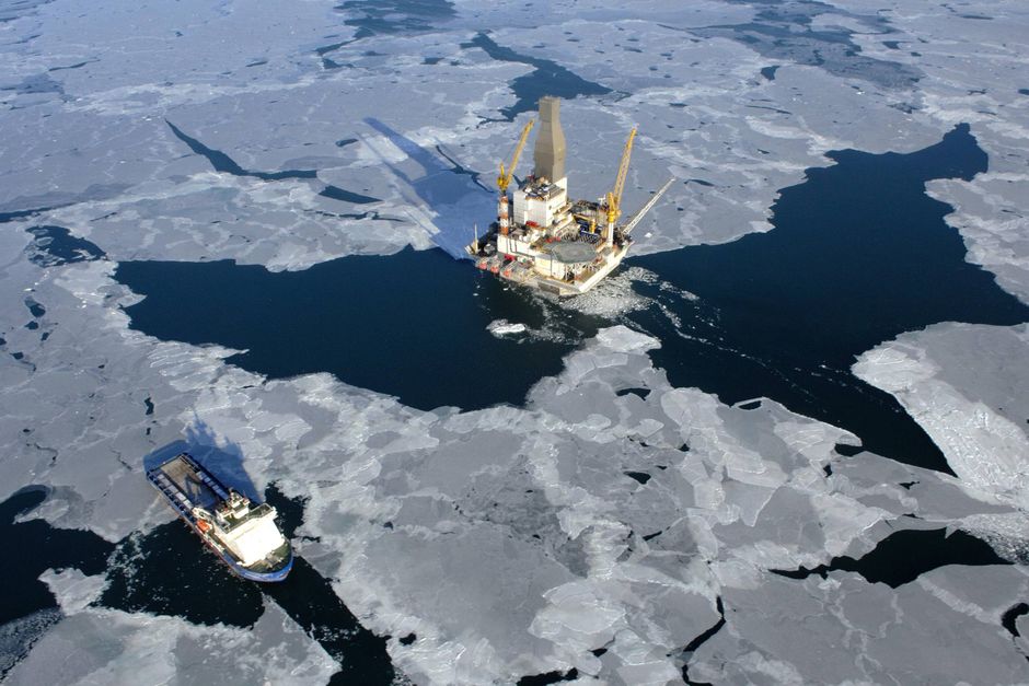 Exxon Mobil har meddelt. at koncernen indstiller aktiviteterne på det store Sakhalin-1 olie- og gasfelt i Stillehavet umddelbart nord for Japan. Dermed har alle store internationale olieselskaber undtagen franske TotalEnergies meddelt, at de trækker sig fra Rusland. Foto: Bloomberg