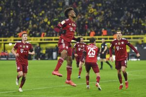 Et straffesparksmål af Robert Lewandowski sørgede for, at Bayern München slog ærkerivalen Dortmund.