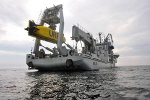 Den svenske flådes ubådsredningsskib Belos kan blandt andet sende dykkere og undervandsfartøjer ned på havbunden. Foto: Andreas Sannerman/Försvarsmakten
