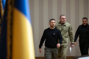Kampvogne og kampkøretøjer fra Vesten er ankommet til Ukraine, som kan bruge dem i en modoffensiv. Men Volodymyr Zelenskyj vil have mere.