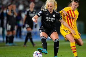 Der blev ikke spillet fodbold i kvindernes bedste række i Spanien lørdag. Dommerne strejker for bedre vilkår.