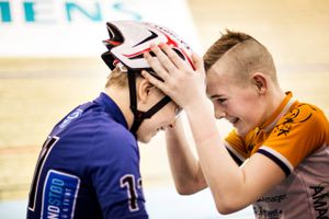 Sports Academy Denmark i Odense har netop budt sit første hold elever velkommen. De brænder alle for at træne intensivt, men forstander Thorsten Matthiesen er ikke bekymret for, at de unge knækker under presset.