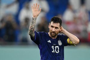 Lionel Messi spiller sin gældende kamp nummer 1000 på topniveau, når Argentina møder Australien lørdag.