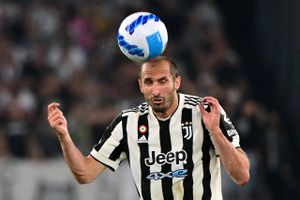 Når Juventus har spillet sæsonens to sidste Serie A-kampe, vil anfører Giorgio Chiellini stoppe i klubben.