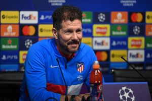 Atletico Madrid-træner Diego Simeone er vild med Manchester Citys evne til at erobre og fastholde bolden.