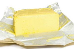 Smør er blevet meget dyrere på råvarebørserne, og det rammer nu forbrugerne. Arla rationer salg til visse eksportmarkeder.