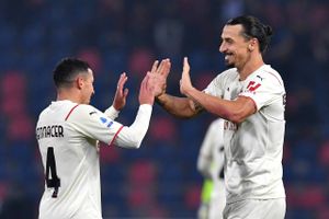 Ismael Bennacer og Zlatan Ibrahimovic scorede de afgørende mål, da AC Milan knebent slog Bologna.