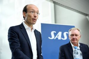 Anko van der Werff, CEO i SAS, og Carsten Dilling, bestyrelsesformand i SAS. Foto: Lars Schroeder/TT News Agency