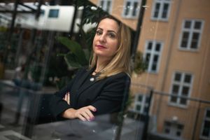 Portræt: Advokat Diana Markaki, der har viet sit liv til, at flere kvinder får plads i bestyrelser, vil skabe sit netværk i Danmark.