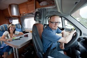 Leo Nielsen var en uhyre flittig spillemand. Han blev aldrig træt af at spille "Smoke on the Water", og han blev aldrig træt af at give autografer. Indtil han ikke længere kunne. Natten til lørdag sov han ind, 67 år.