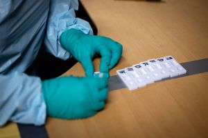 Mange lod sig lynteste omkring jul og nytår, men siden er coronatestaktiviteten faldet, melder udbydere.