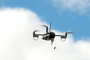 Tre droner, som hver kunne medbringe 200 kilo, var bestilt af franske narkotikasmuglere.