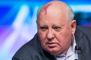 Mikhail Gorbatjov, den tidligere sovjetiske leder, har følt sig nødsaget til at afkræfte dødsrygter. 