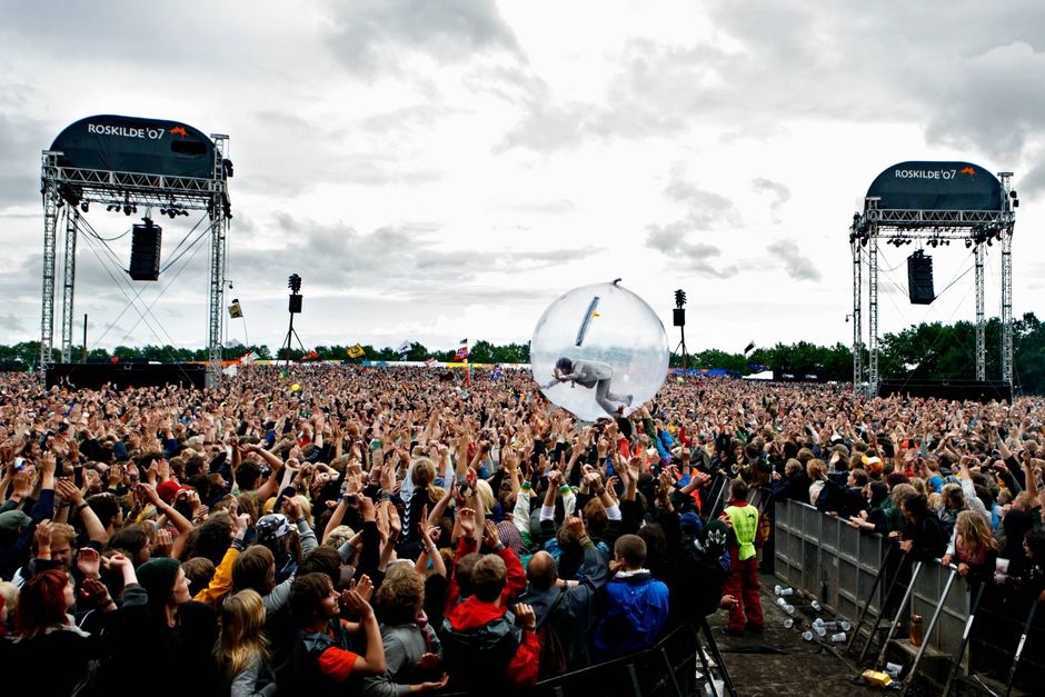 På mesterværket “American Head“ giver amerikanske The Flaming Lips endnu en opvisning i iørefaldende psykedelisk rock. Triphopperen Tricky og popstjernen Billie Eilish imponerer også på nye udgivelser.