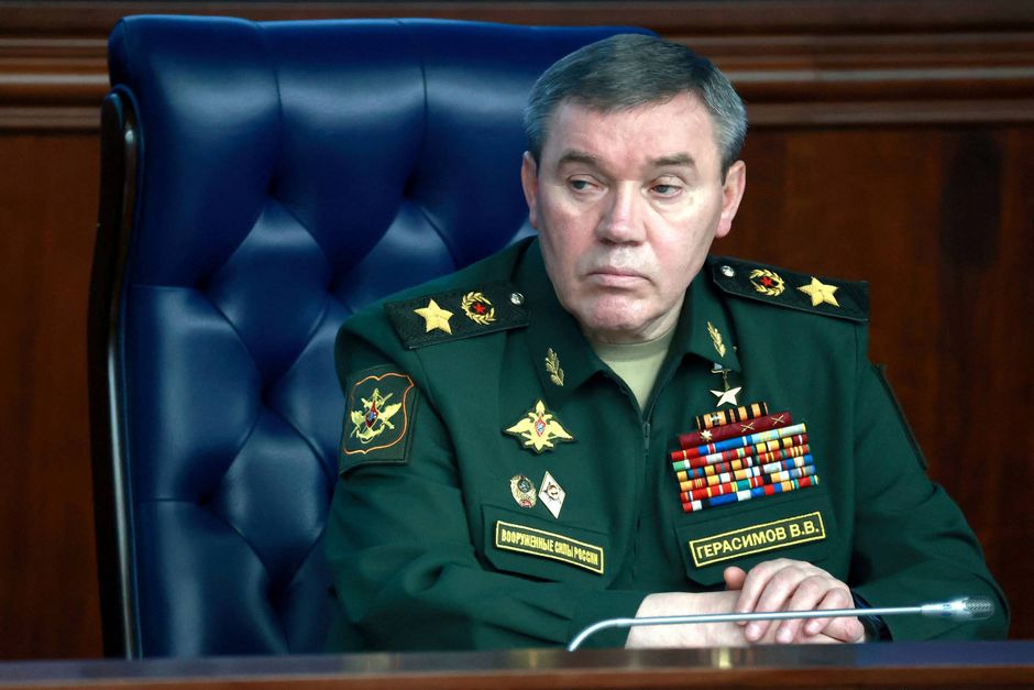 Den meget kritiserede generalstabschef Valerij Gerasimov er overraskende blevet rehabiliteret og sat i spidsen for Ruslands krig i Ukraine. Beslutningen afspejler en af præsident Vladimir Putins afgørende politiske prioriteter.