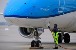 Det hollandske flyselskab KLM må efter bare 142 dage trække stikket på en rute mellem Aarhus og Amsterdam.