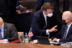 Telefonsamtale mellem den amerikanske og den franske præsident rettede op på relationer forud for G20-topmøde.