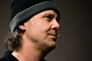 Lars Ulrich var i sin tid med til at etablere bandet Metallica, der i en årrække har fremstået som et af verdens mest populære live- og albumnavne. Metallica giver til februar fire udsolgte koncerter i København, og den danske trommeslager lægger op til, at bandet vender tilbage til Danmark flere gange i de kommende år. Foto: John Hefti, AP