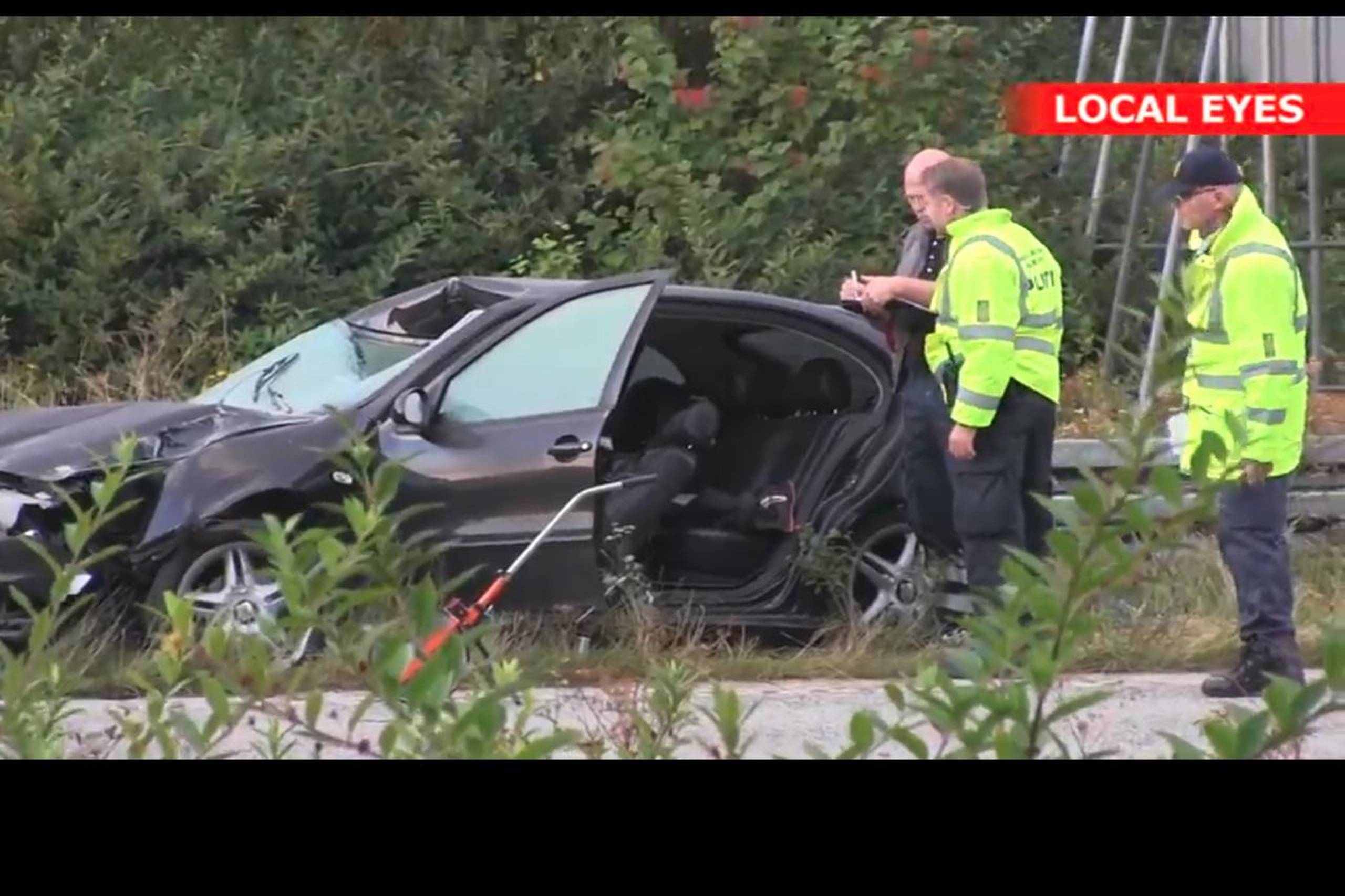 En tysk kvinde blev dræbt, da denne tyske bil i 2016 blev ramt af stenkast på den fynsk motorvej. Foto fra video: Local Eyes