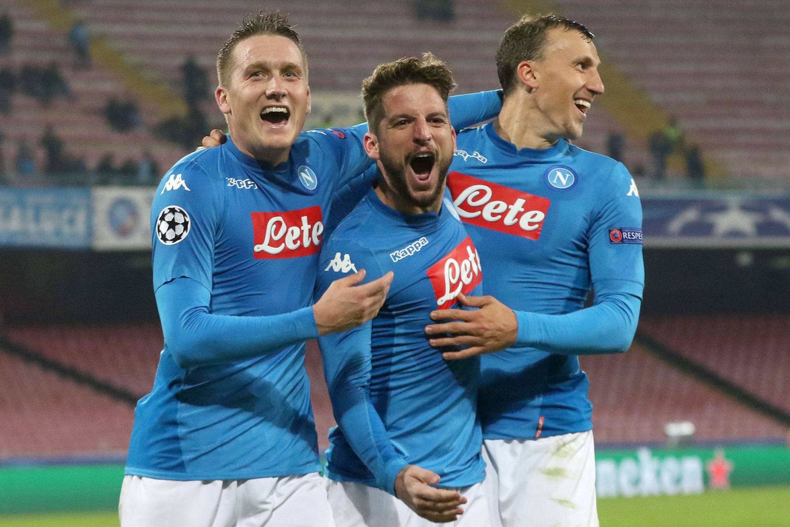 Napoli fortsætter kursen mod klubbens første mesterskab siden 1990. Lørdag cementerede holdet sin førsteplads i Serie A med en hjemmesejr på 2-0 over bundholdet Verona. Foto: Cesare Abbate