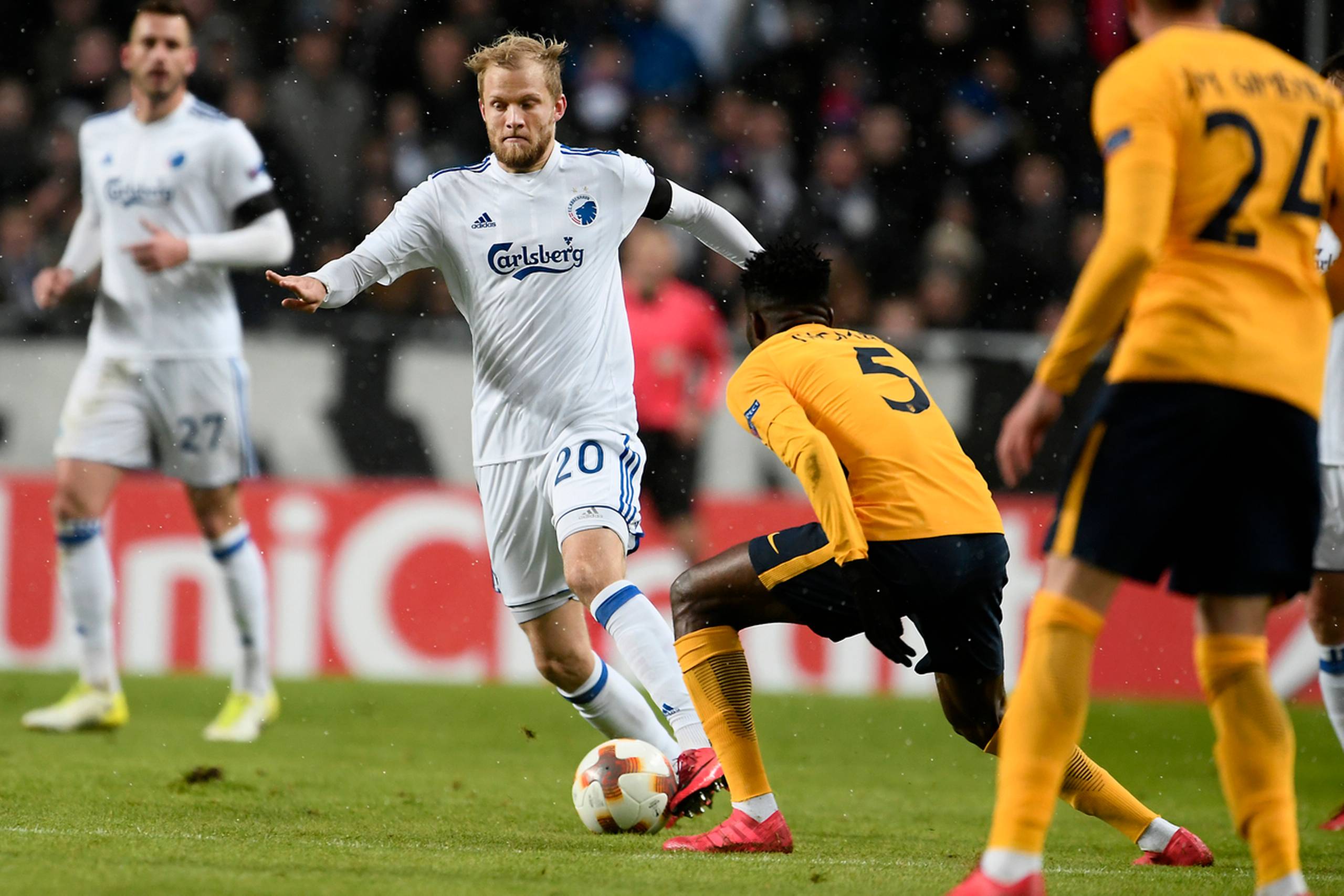 FCK's Nicolai Boilesen i angreb i kampen mod Atlético Madrid. Foto: Lars Poulsen