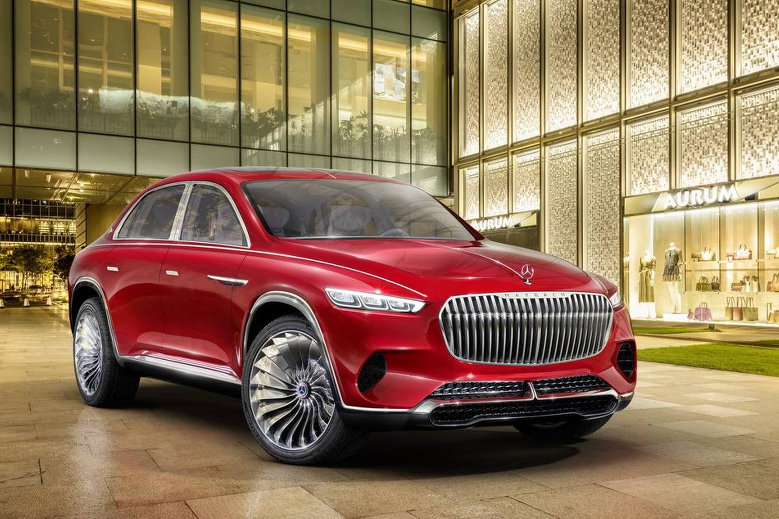 Alt er enormt på konceptet for den kommende store Maybach SUV. Designet er bestemt en smagssag. Fotos: Maybach