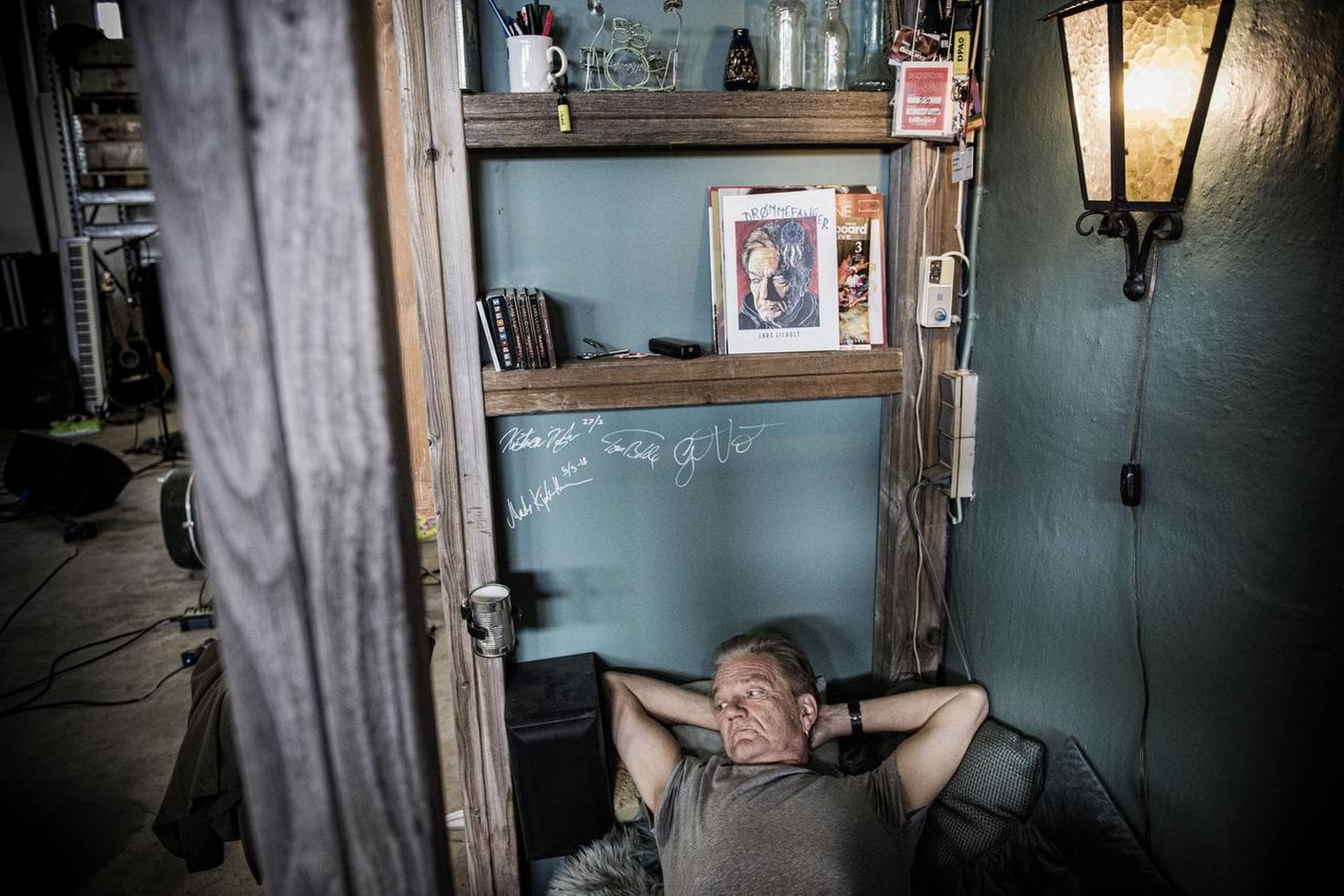 Efter en rygoperation er Lars Lilholt klar til at spille live igen. Foto: Casper Dalhoff