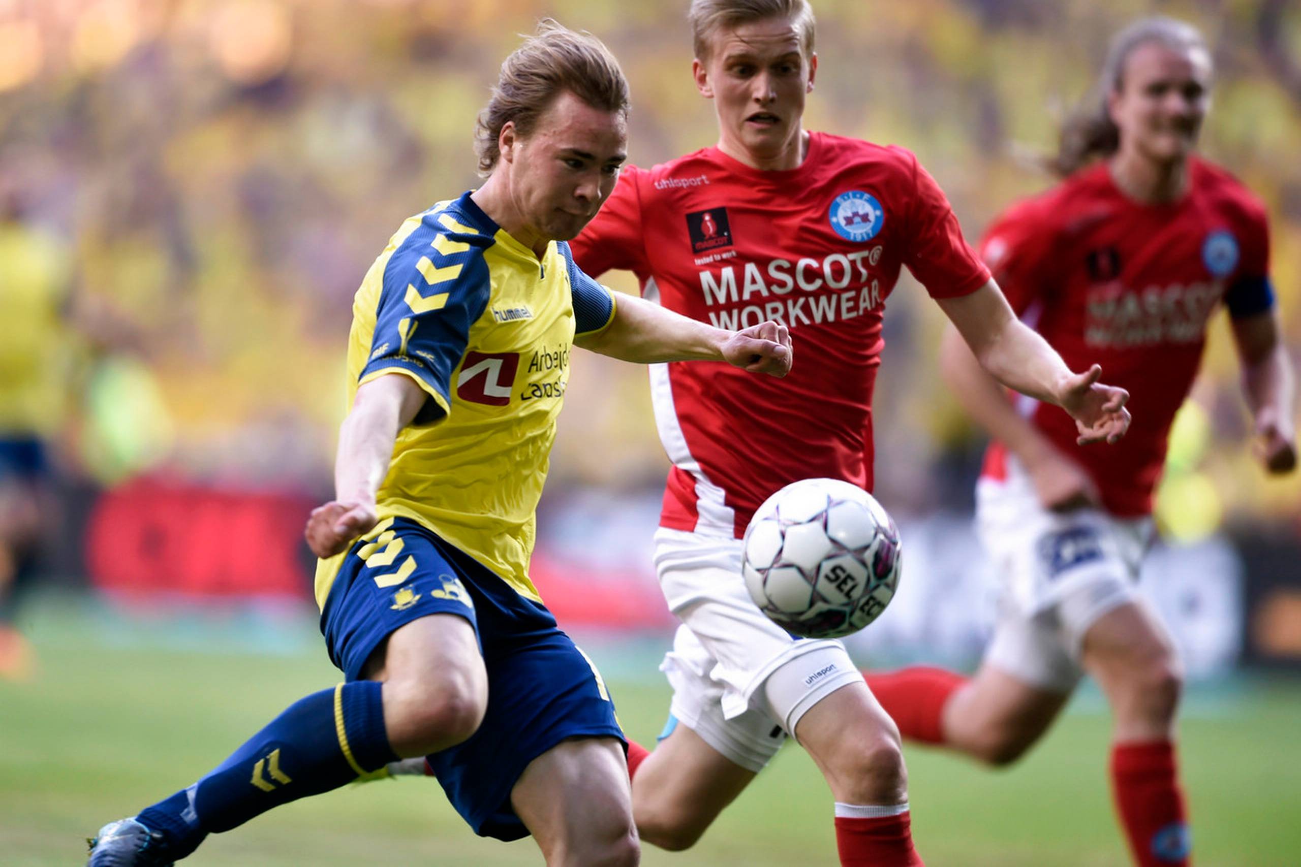 Simon Tibbling i aktion for Brøndby i pokalfinalen mod Silkeborg. Foto: Liselotte Sabroe/Ritzau Scanpix