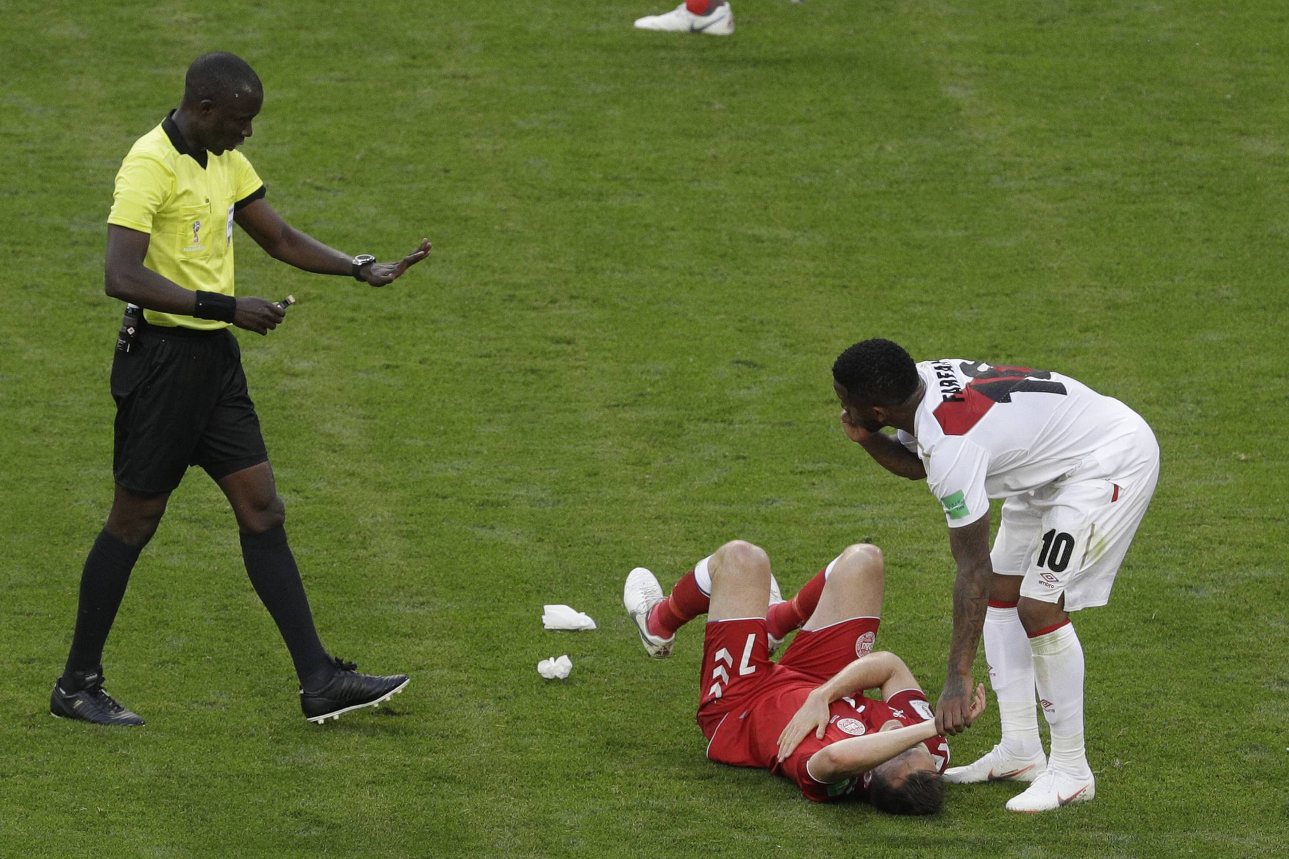 Det er en skade, som William Kvist kommer til at mærke længe, fortæller overlæge med speciale i lungekirurgi Mark Krasnik. Foto: Gregorio Borgia/AP