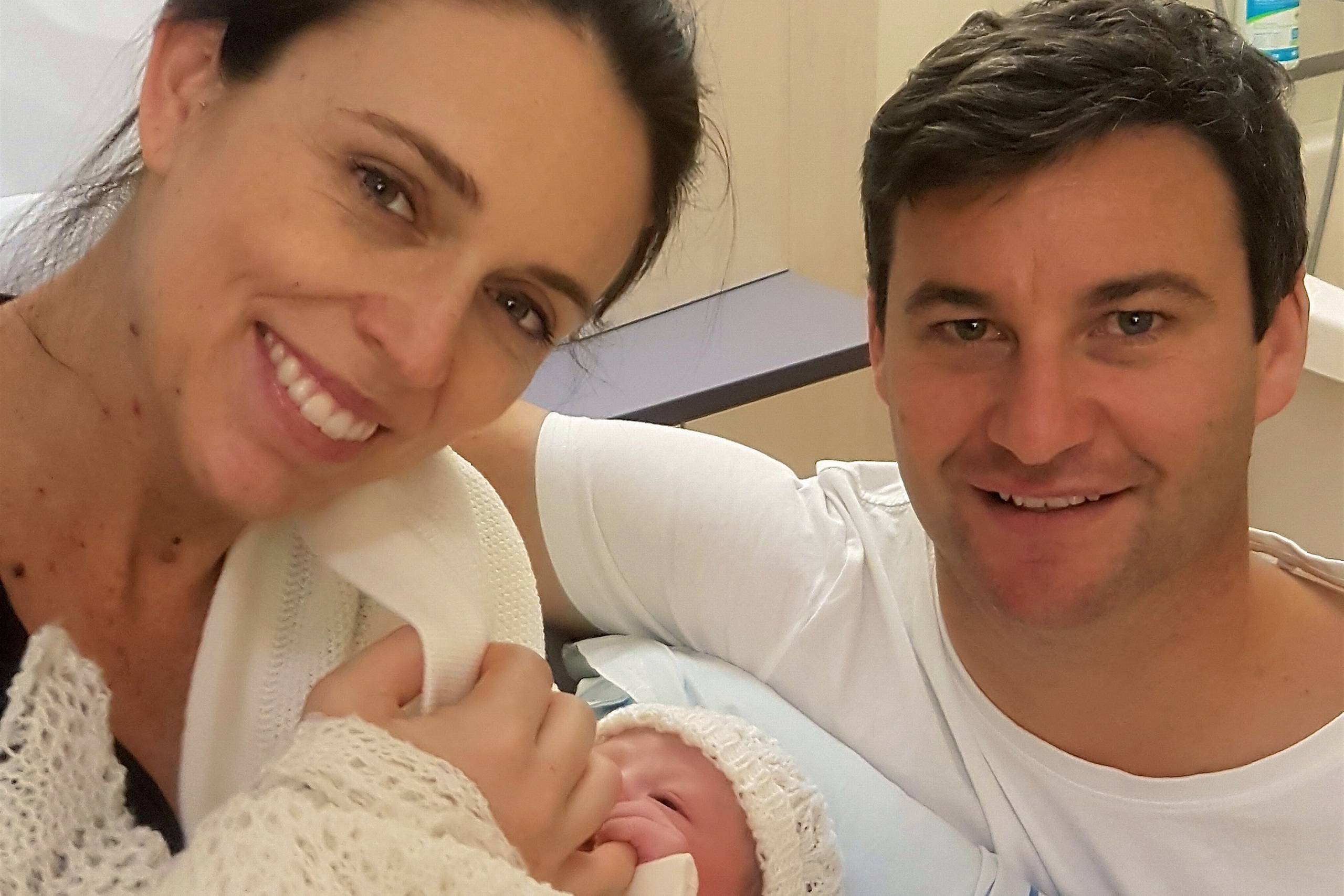 New Zealands premierminister Jacinda Ardern er blevet mor. Foto: AP