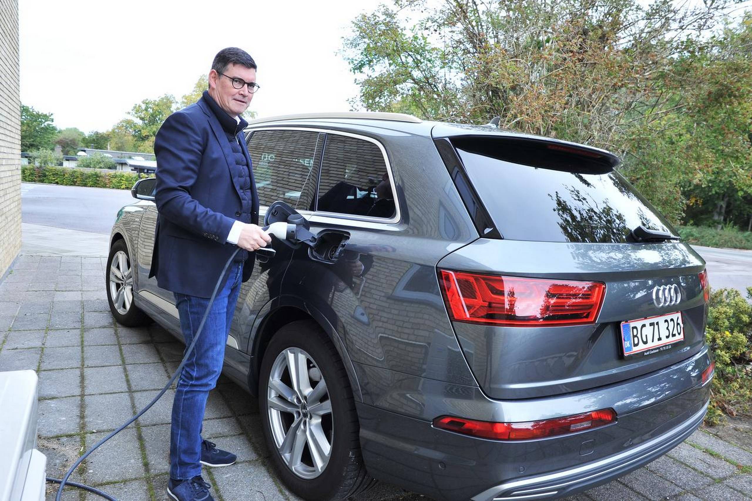 Erik Boyter, ejer og CEO i WindowMaster International, har kørt Audi siden 2010. De sidste tre år er det en Audi Q7 plug-in-version. Fotos: Jens Høy