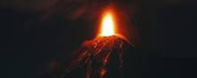 Ildens Vulkan spyr varm lava. Foto: Moises Castillo/AP