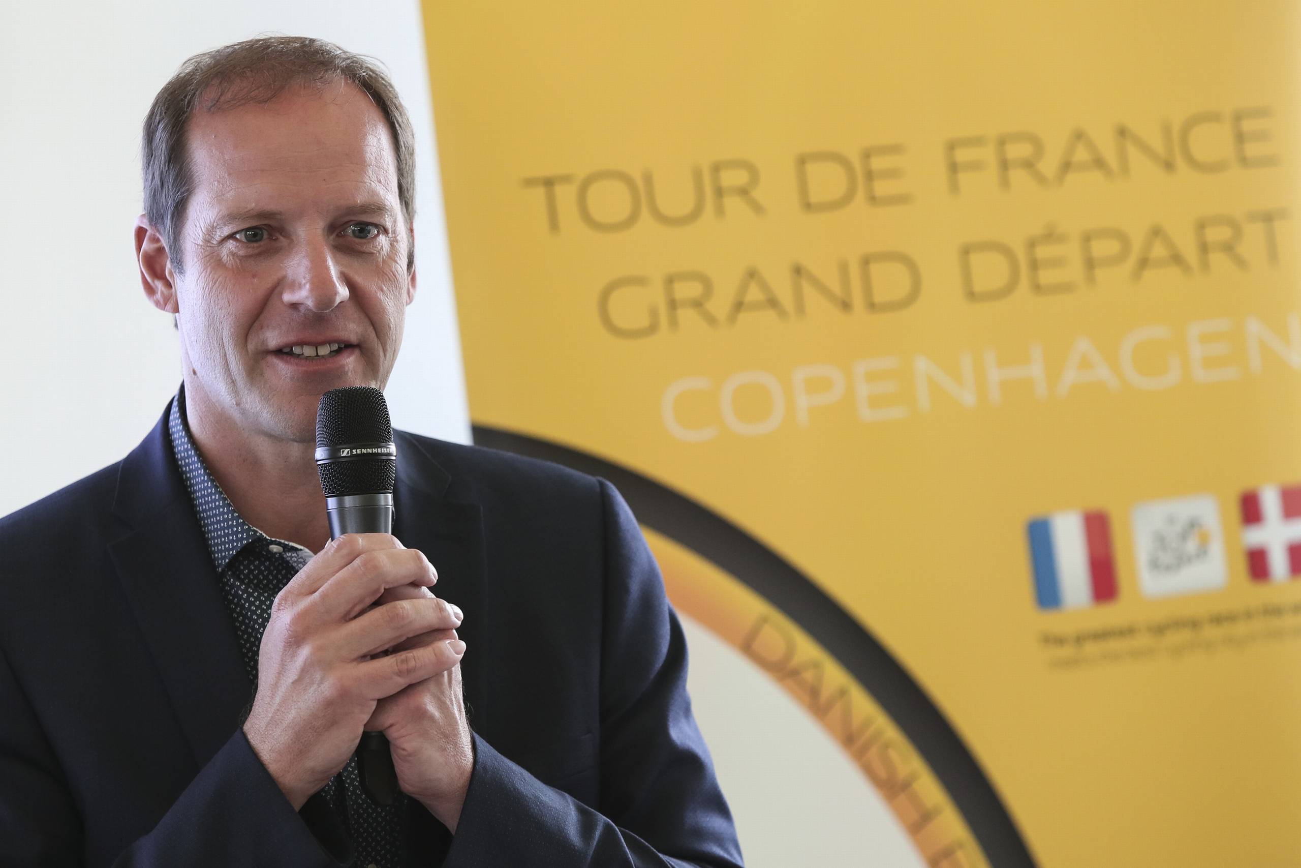 Tour de France-direktør Christian Prudhomme bekræfter over for det franske medie Europe 1's YouTube-kanal, at København bliver startby for cykelløbet i 2021. Foto: Kamil Zihnioglu/AP