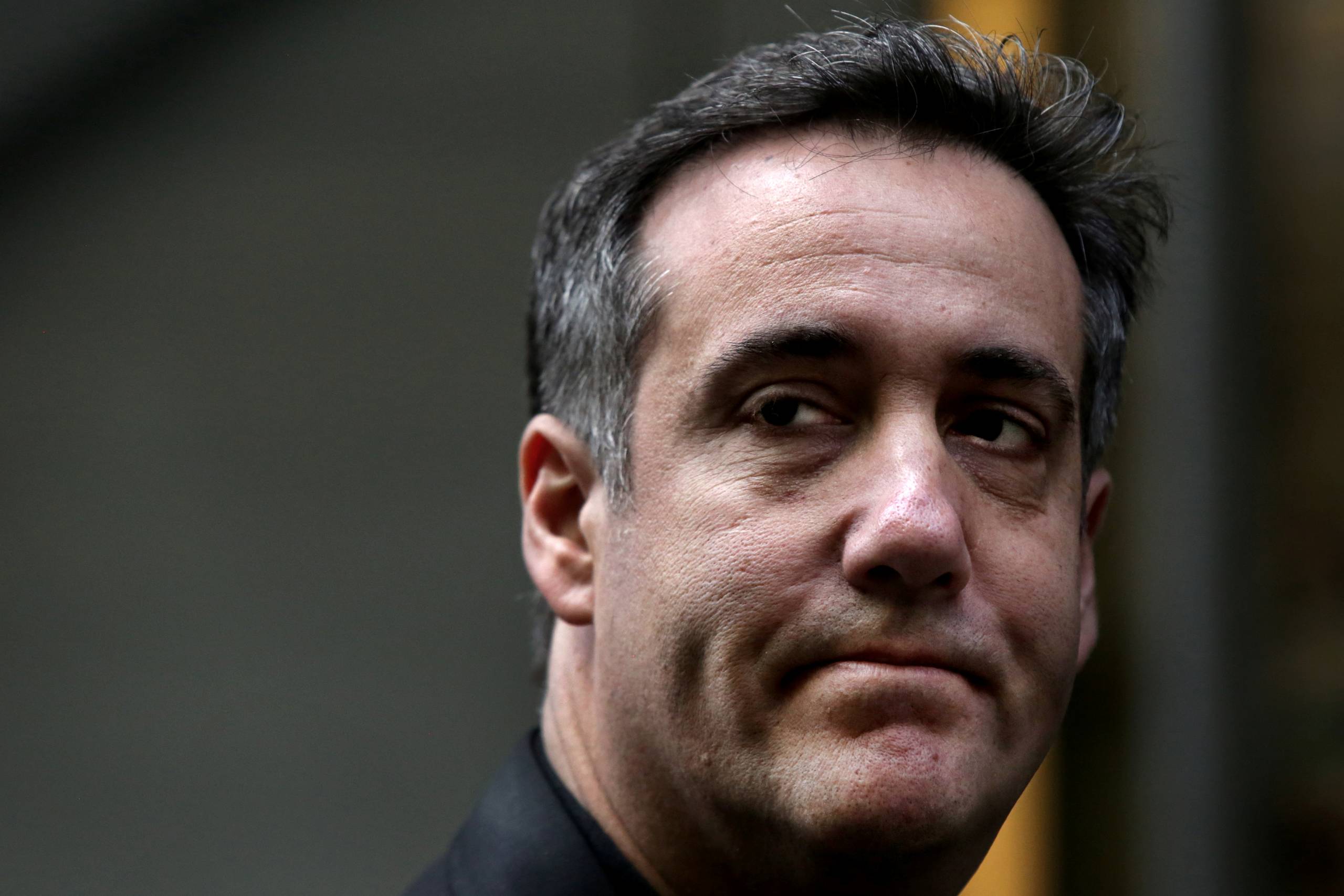 Michael Cohen, the former lawyer for U.S. President Donald Trump walks back to his apartment in Manhattan in New York City, New York, U.S., May 4, 2019. Foto: Yana Paskova/Reuters  