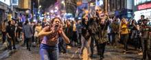 Rasende protester i Istanbuls gader over beslutningen om omvalg i millionbyen. Foto: Bulent Kilic/AFP